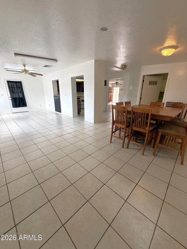 314 W Mohave St
