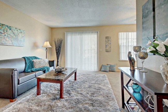 Photo - Quail Plaza OK City