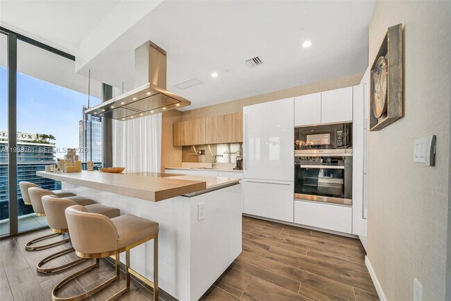 Photo - 1000 Brickell Plaza Unit PH5807