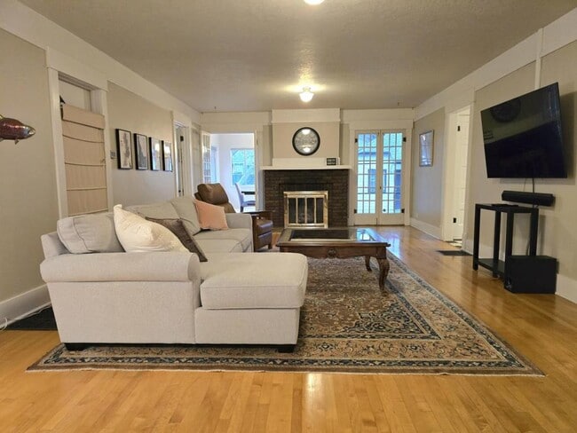 Photo - 1010 N 7th St