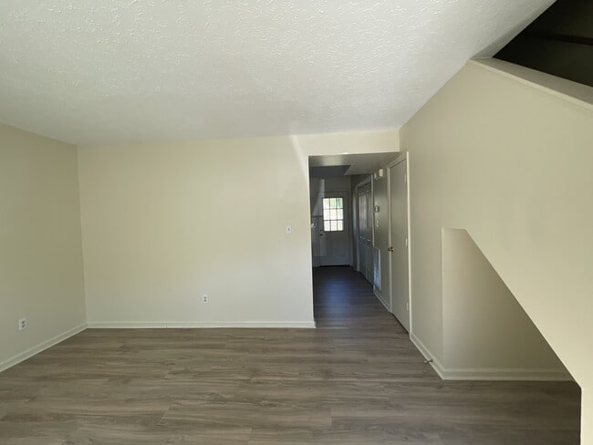 Photo - 156 Cedar Crest Dr