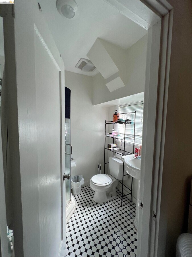 Photo - 1532 Milvia St Unit #2