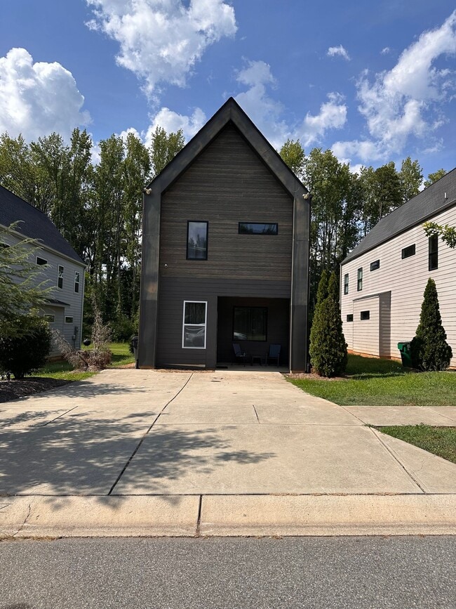 Building Photo - 4131 Merlane Dr