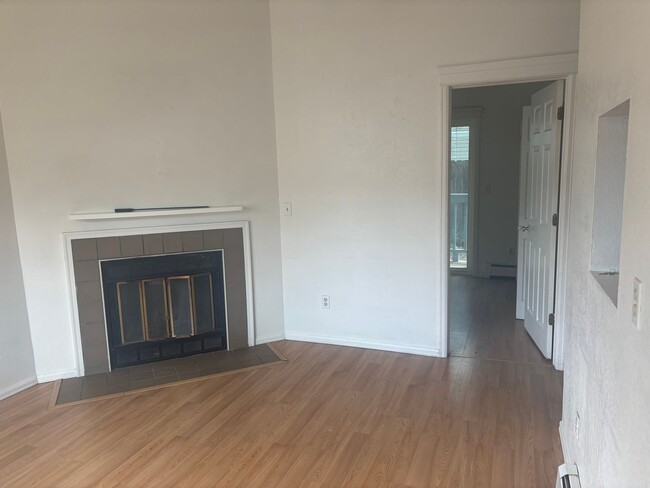 Photo - 1725 7th St Unidad #2