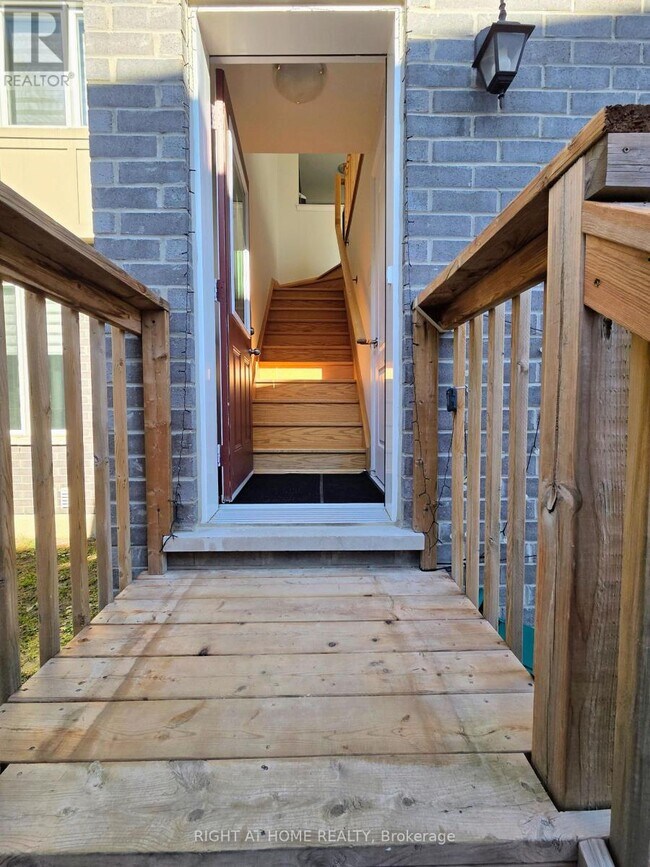 Photo - 9 Waterleaf Rd