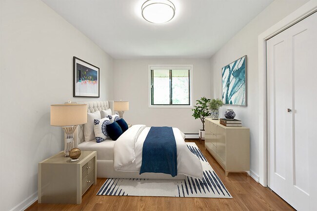 Photo - Chestnut Court