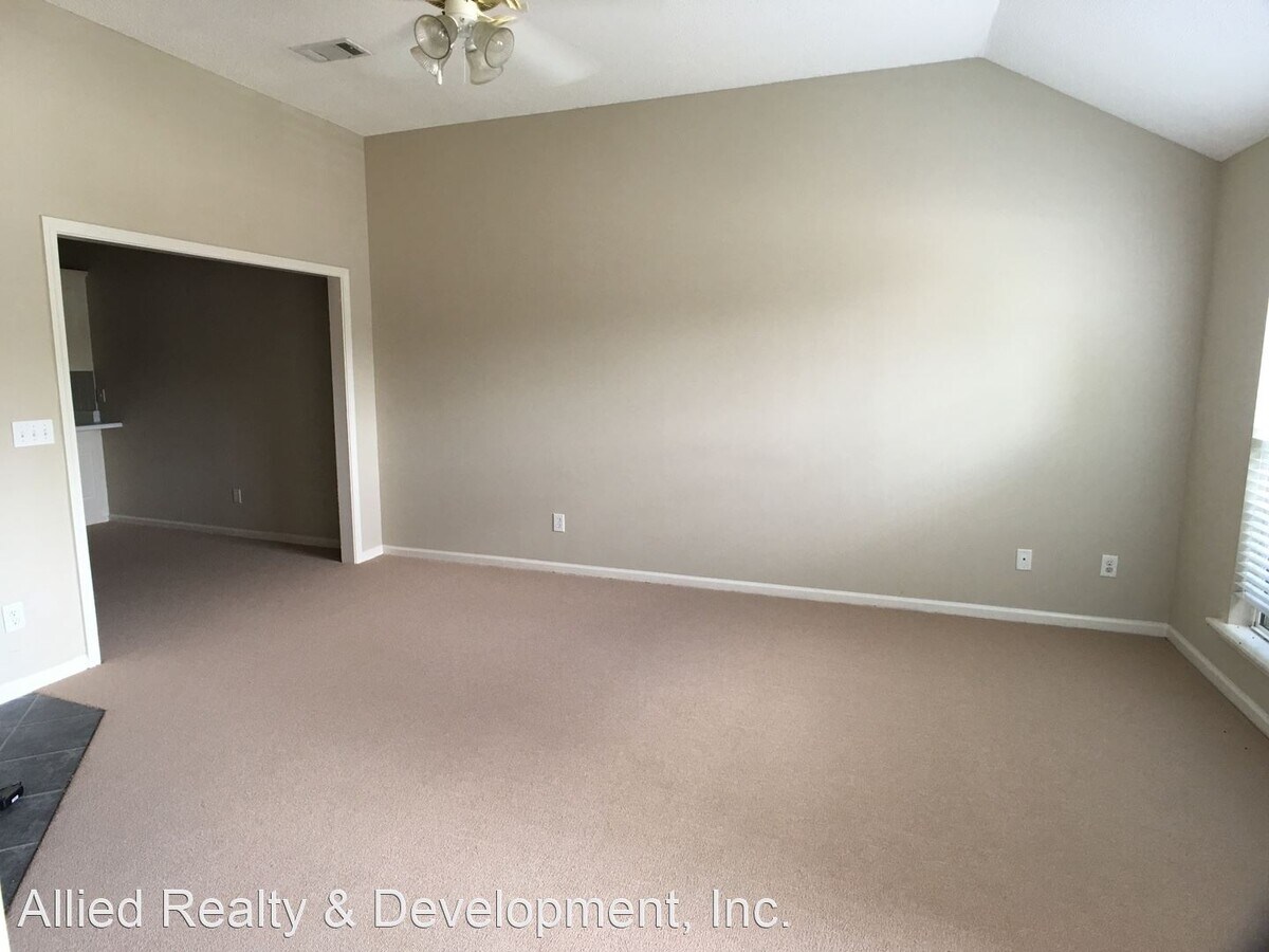 Photo - 2 br, 2 bath House - 6203 Covington Villas...