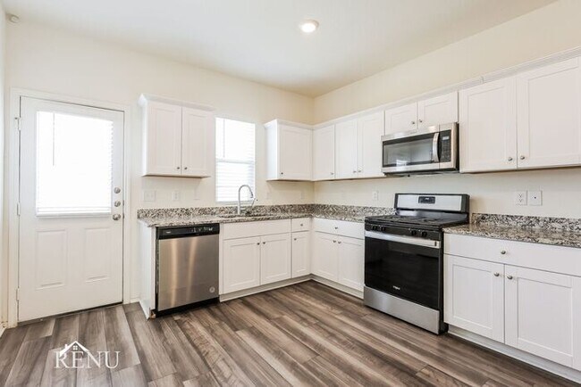 Photo - 5139 Firefly Hls