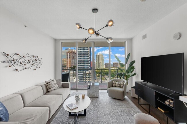 Photo - 79 SW 12th St Unit 2204-S