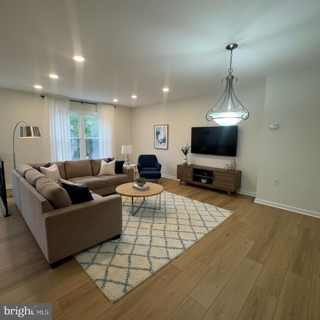 Photo - 7438 Barbados Ln