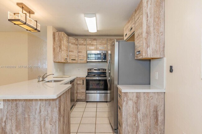 Photo - 1010 N 69th Way