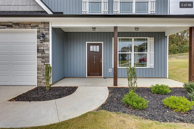 Photo - 213 Legacy Ln