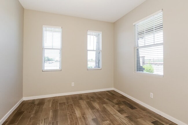 Photo - 2664 S Santa Rita