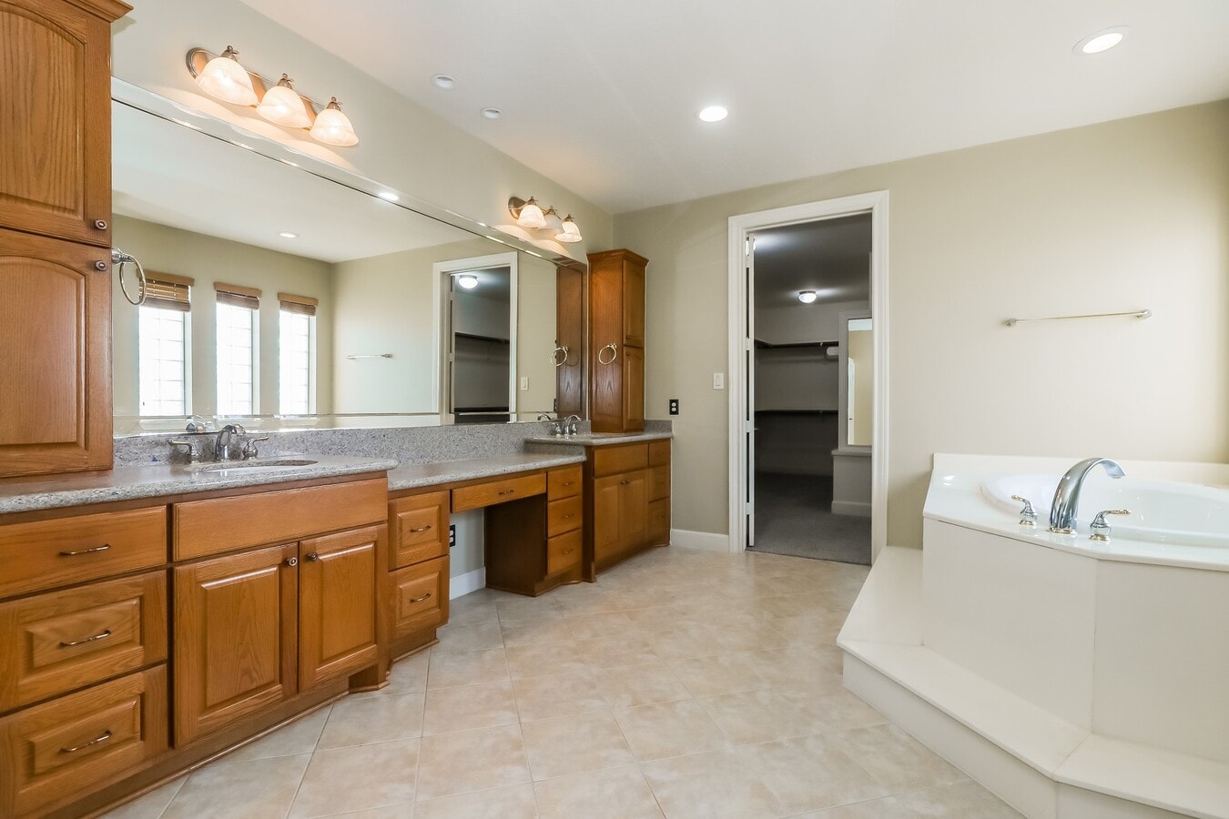 Photo - 3909 Pebble Brook Dr