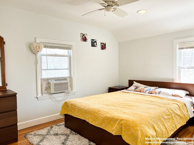 Photo - 104 Forest St