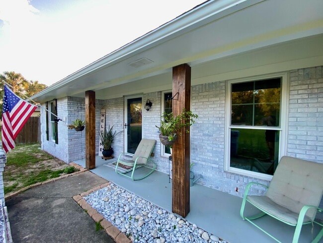 Photo - 220 Wynnehaven Beach Rd