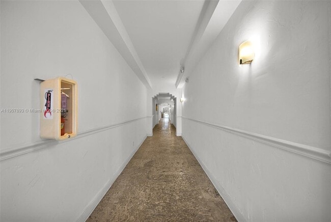 Photo - 4035 Meridian Ave Unidad 206