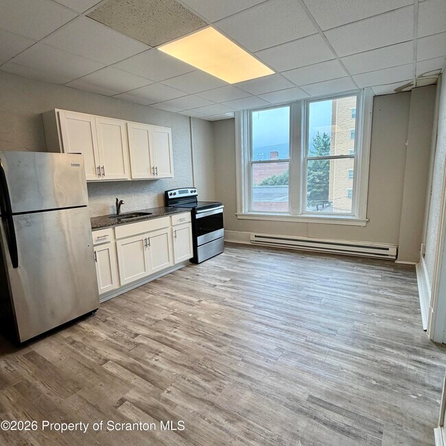 Photo - 102 Delaware Ave