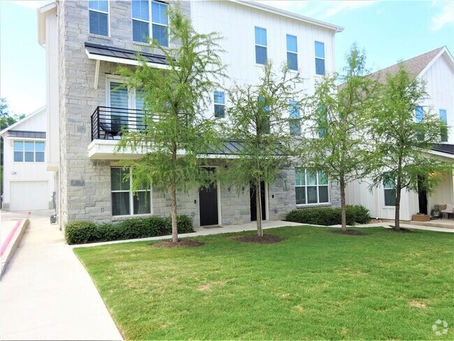 Building Photo - 2624 Metcalfe Rd Unit 9 Rental