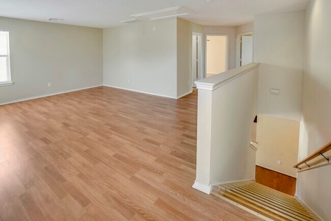 Photo - 18231 Valebluff Ln