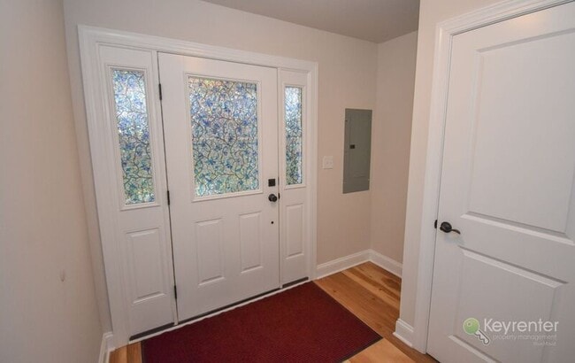 Photo - 320 Schadle Rd