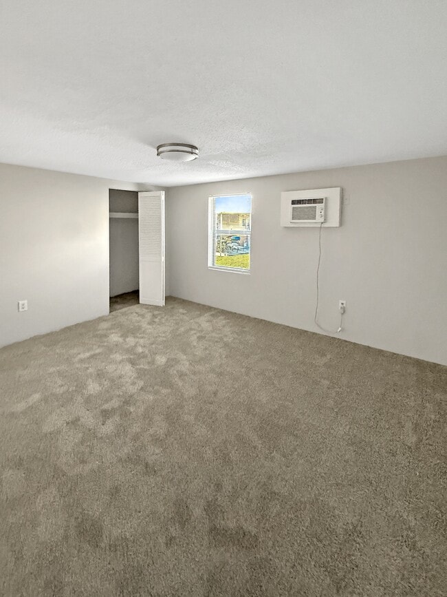 Photo - 204 2nd St Unit 3