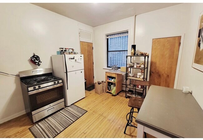 Photo - 923 W Waveland Ave Unit 2D