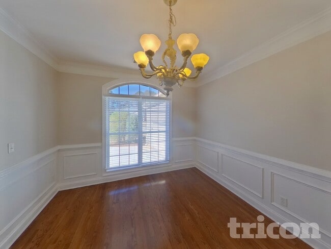 Photo - 1024 Eagles Brooke Dr