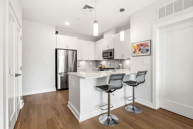 Photo - 65 Washington St Unidad 502