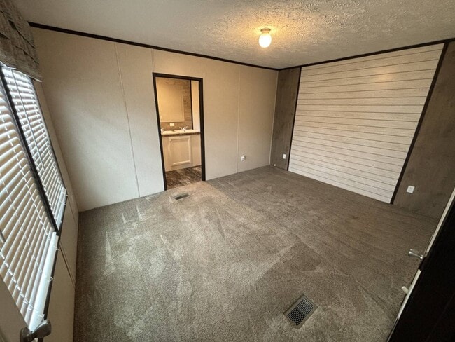 Photo - 1325 Wilson Rd