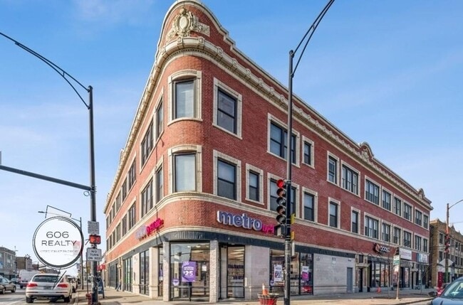 Photo - 2408 W 63rd St Unit 2A