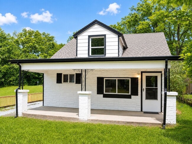 Building Photo - 814 N Germantown Rd