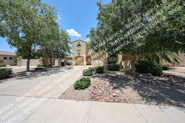 3382 E Roadrunner Dr