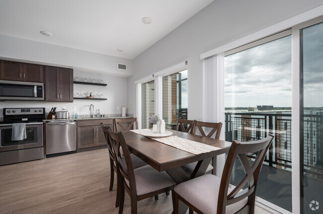 Furnished 2BR, 2BA - Residence at Discovery Square Rental