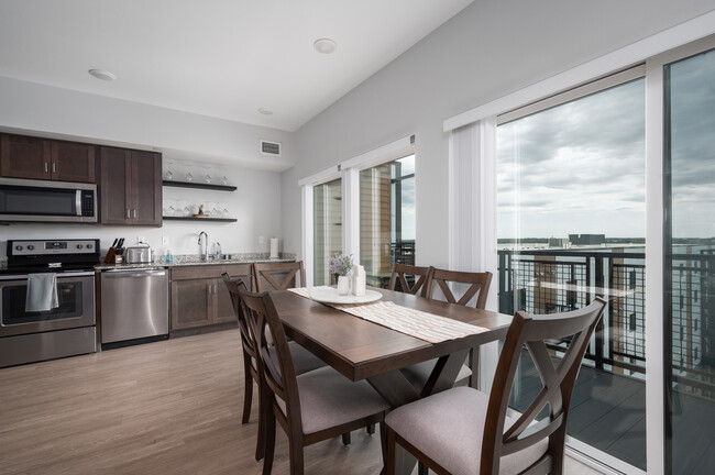 Furnished 2BR, 2BA - Residence at Discovery Square Rental