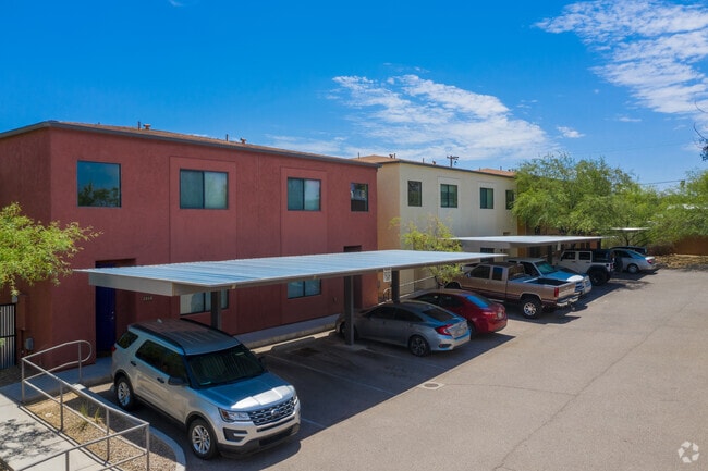 Casa Belleza Townhomes - Casa Belleza Townhomes