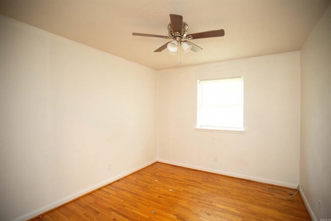 Photo - 5805 Hopson Dr