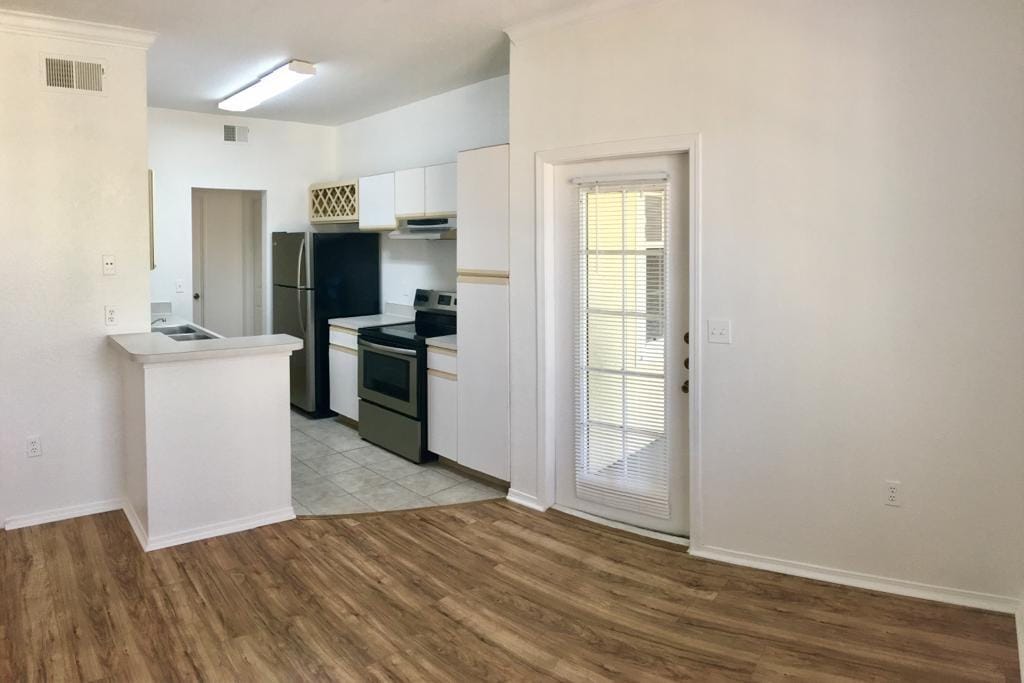 Photo - 2600 Robert Trent Jones Dr (Orlando, FL)