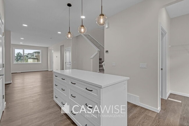 Building Photo - 21107-21125 25 Ave NW