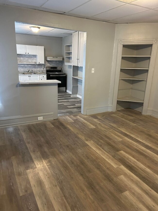 Photo - 535 George St Unit 2