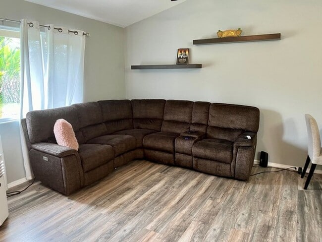 Photo - Charming 3BR / 2BA Home in Hawaiian Paradise Park