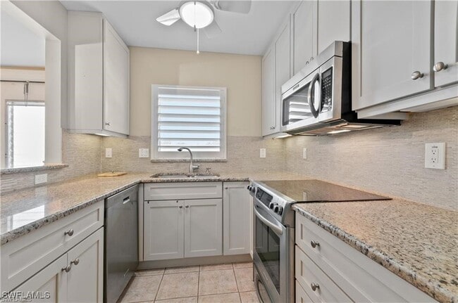 Photo - 490 Broad Ave S Condo Unit H490