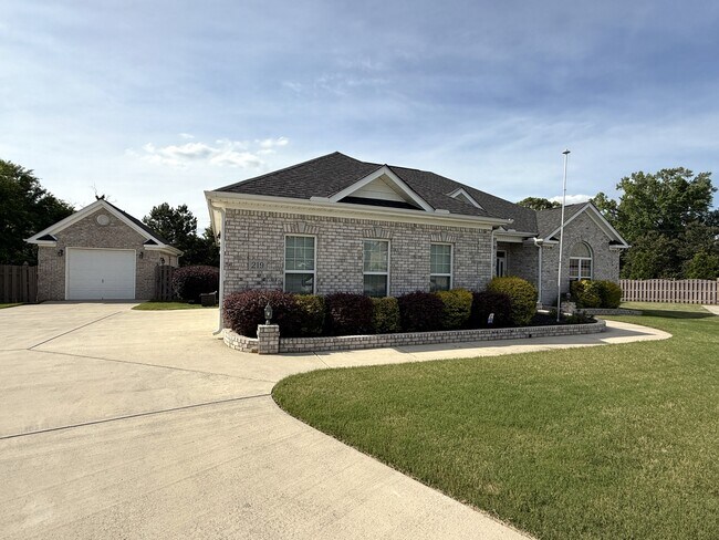 Photo - 219 Woodgrove Dr