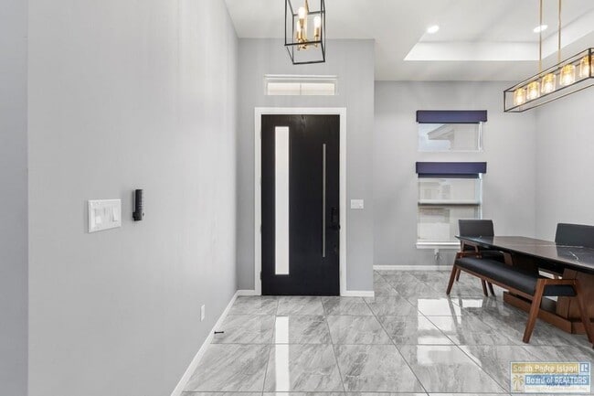 Photo - 9388 N Queen Palm