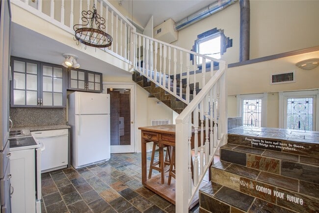 Photo - 5313 Palmetto St Unit True