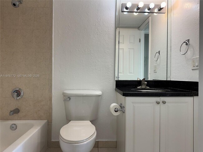 Photo - 13120 SW 92nd Ave Unit B-302