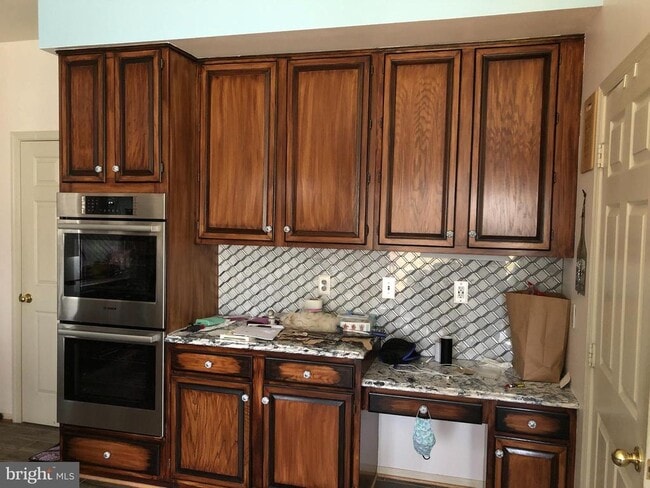 Photo - 8530 Oak Chase Cir