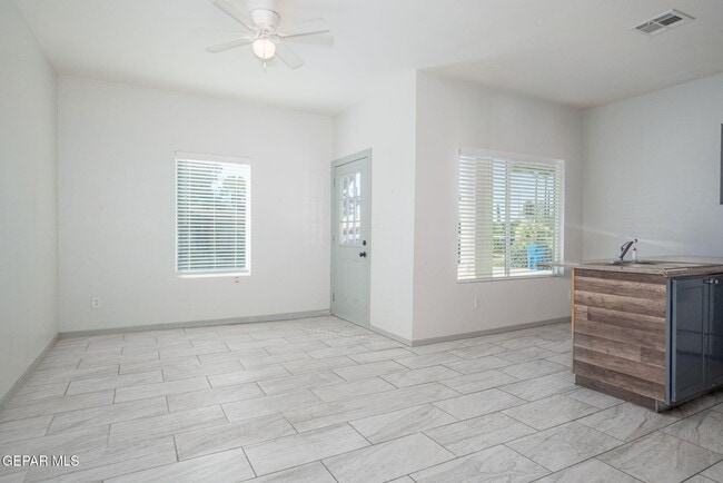 621 Main St