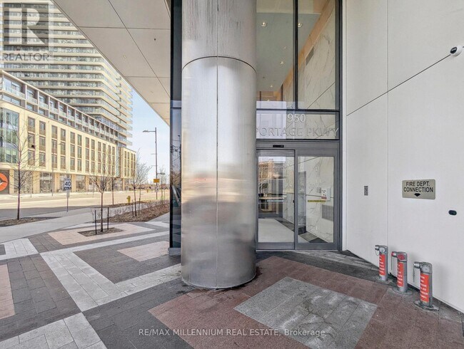 Photo - 950 Portage Pkwy Unité 4912