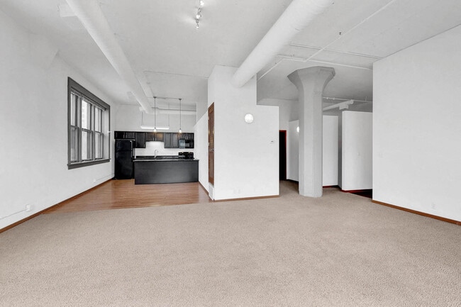 Building Photo - Skinner Macaroni Lofts